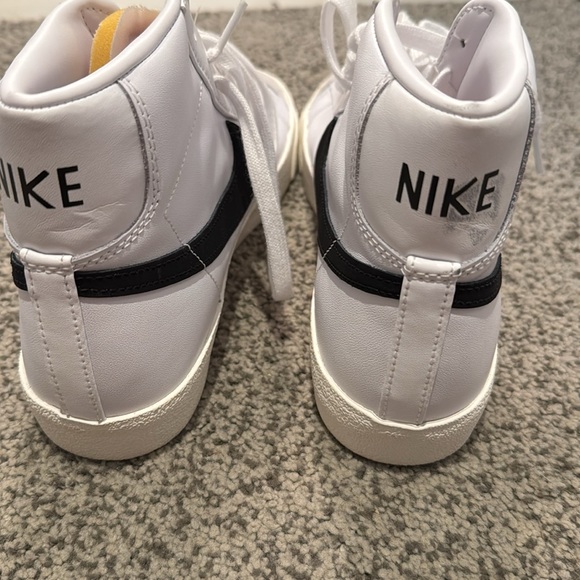 Bike Blazers Mid 77 size 10 - Picture 3 of 5